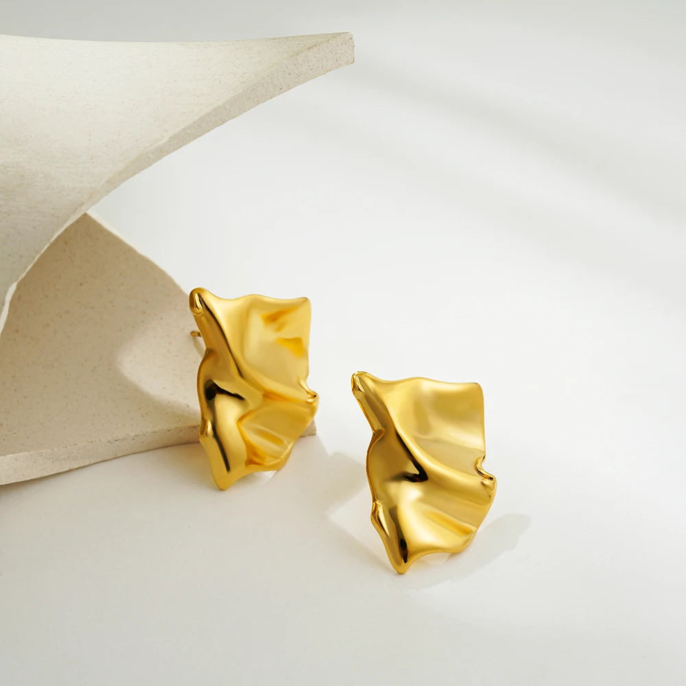 Stylish Knot Earrings for Women Perfect for Everyday and Special Wear