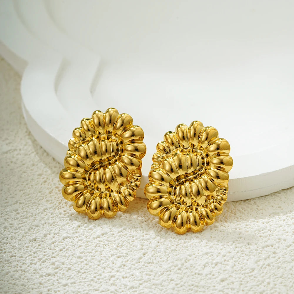 Stylish Knot Earrings for Women Perfect for Everyday and Special Wear