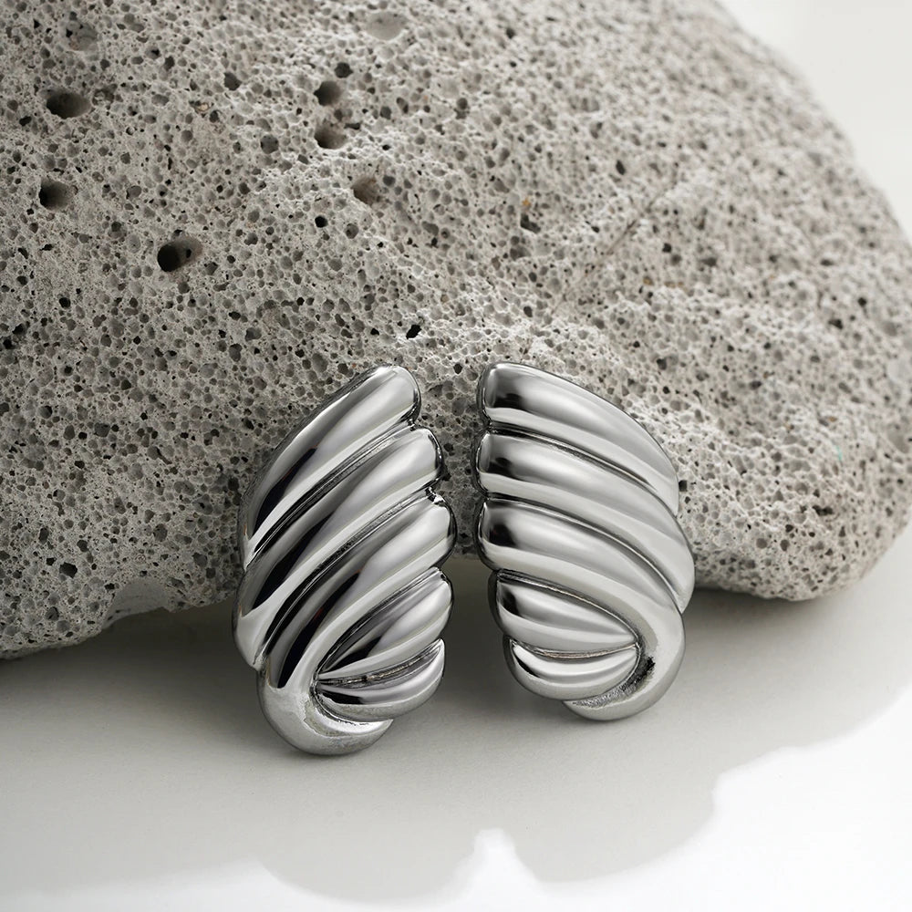 Stylish Knot Earrings for Women Perfect for Everyday and Special Wear