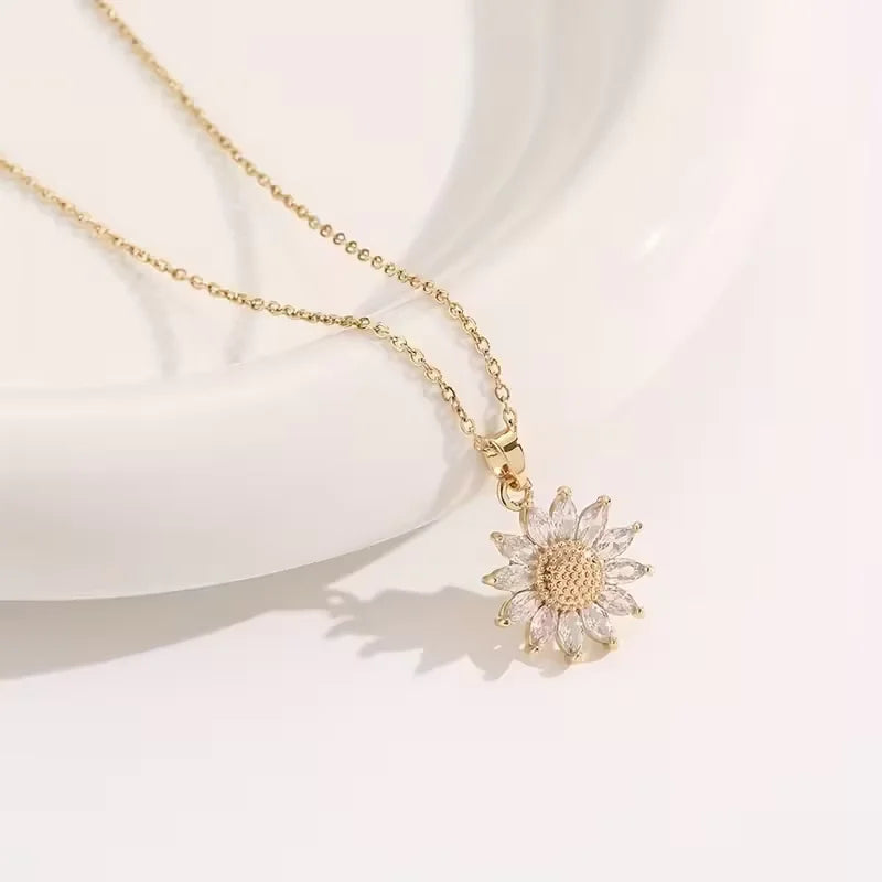 Beautiful Sunflower Necklace Made of Stainless Steel for Women Daily