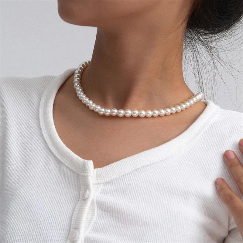 Stylish Necklace for Women Pearl Chokers Perfect for Occasion